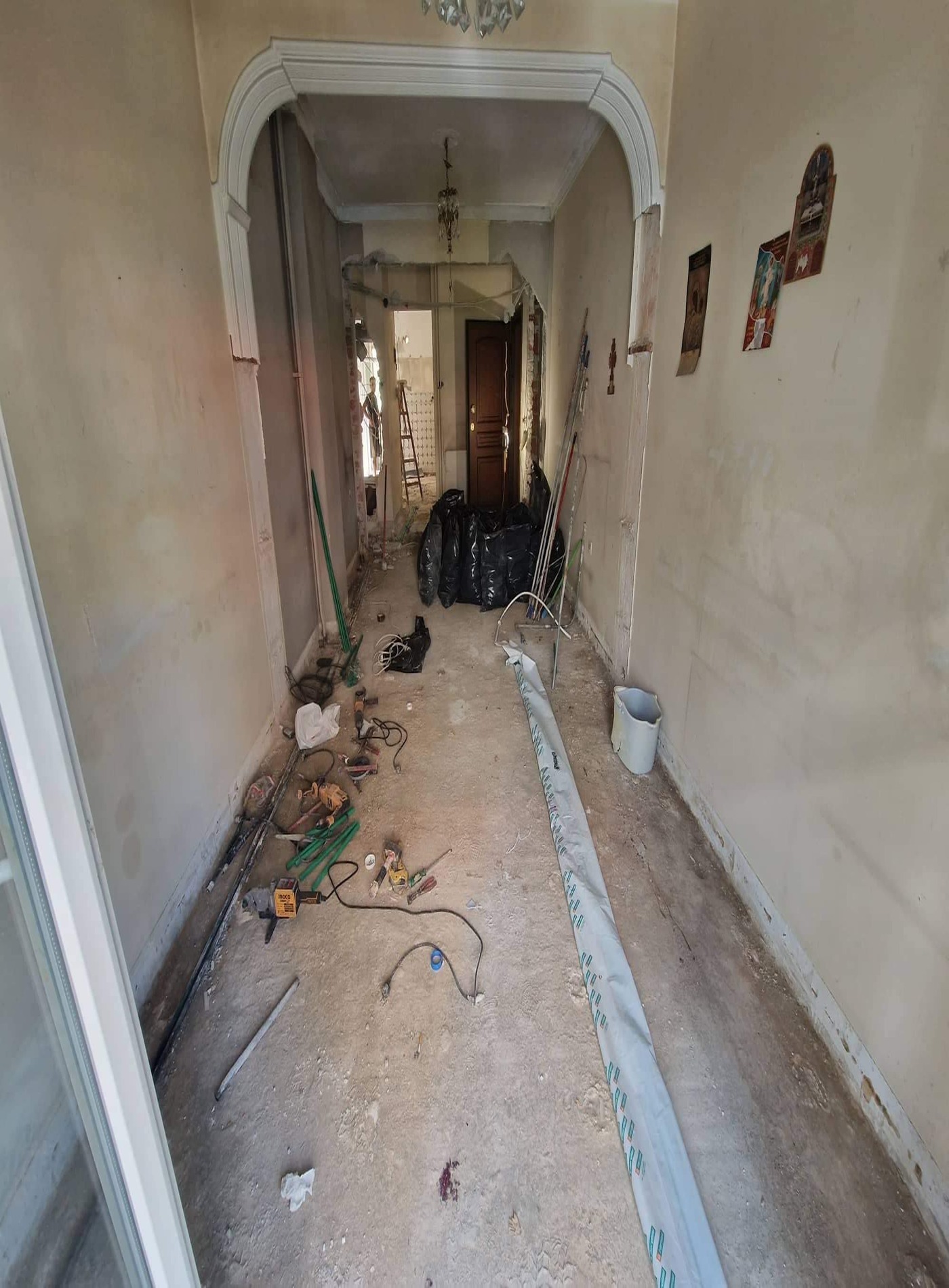 303054174_3273734282909740_8917616381680105532_n_1400x1900