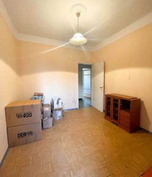 6836AEC6-E5A5-4755-8818