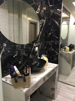 80001434_562566400968294_8741498808145281024_n