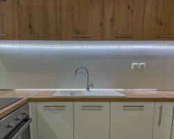 CABFBE2B-70F0-4DBB-87C5-C0446AA4FB1F