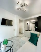 IMG-77f4d0903faeb0b4923dffb65ba07904-V